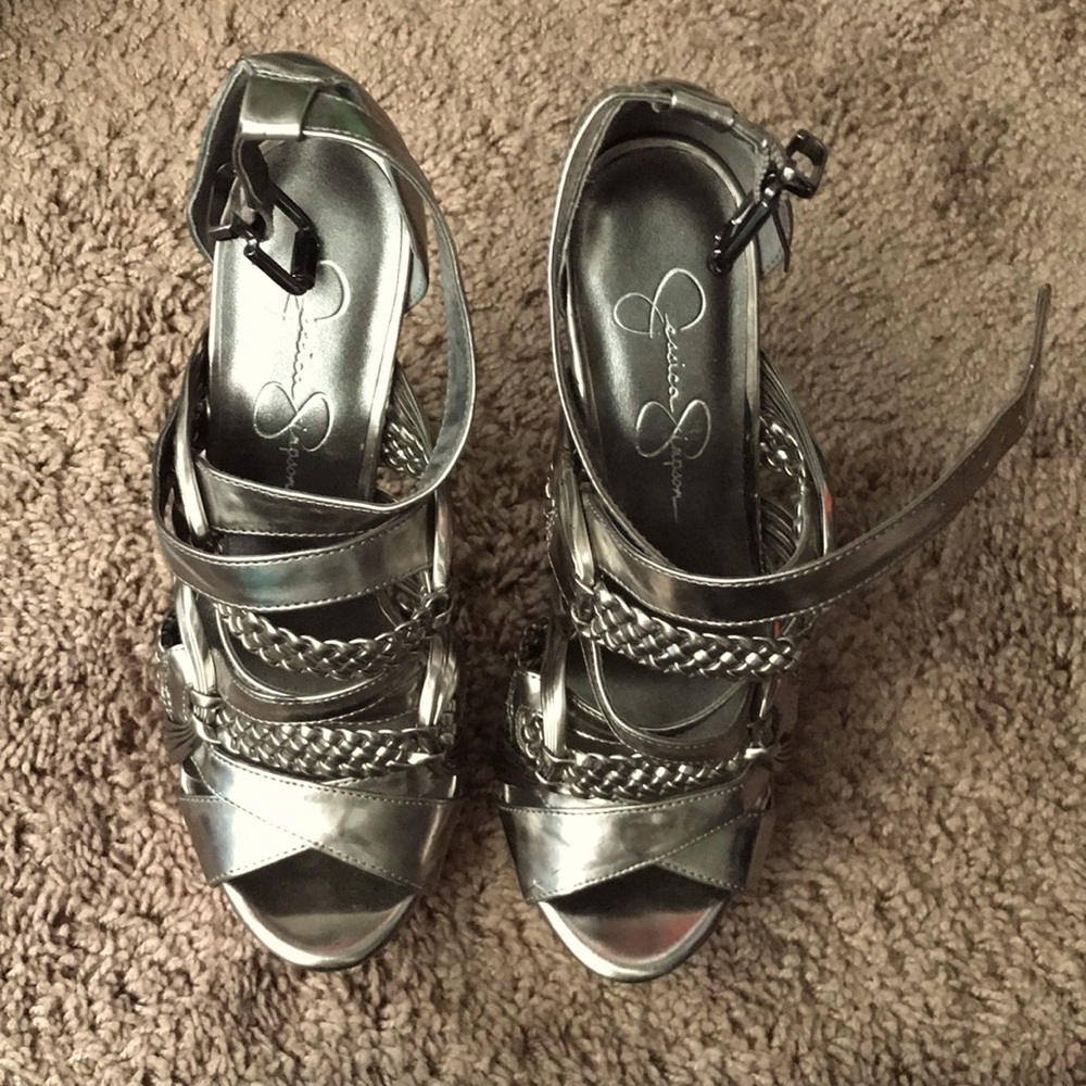Jessica Simpson heel Size 6.5